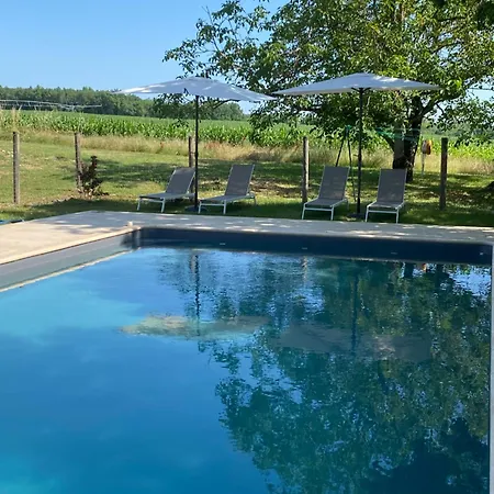 Le De Mauvielle Holiday home